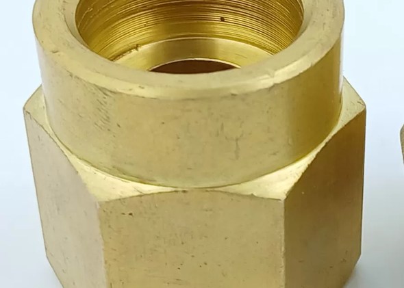 Oxygen cylinder nut, thread detail